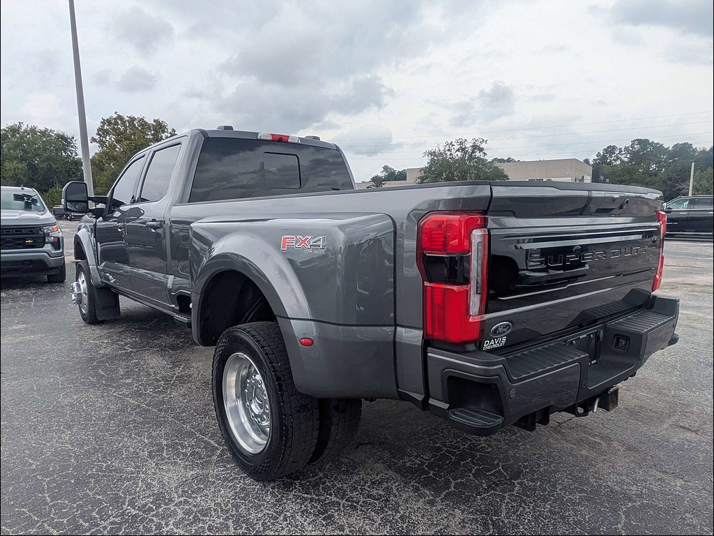Used 2025 Ford F450 Platinum w/ FX4 Off-Road Package AWD/4WD image 6