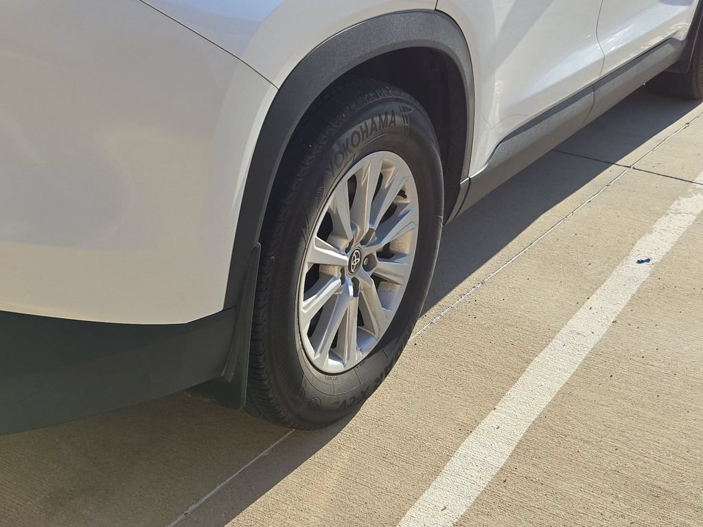 Used 2024 Toyota Grand Highlander FWD image 14