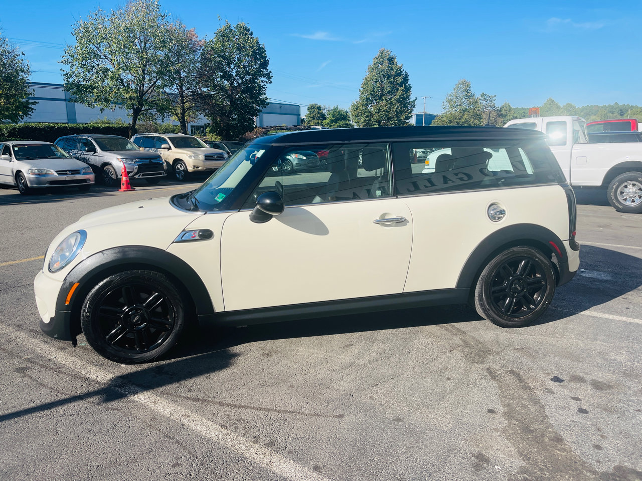 Used 2012 MINI Cooper Clubman S image 4