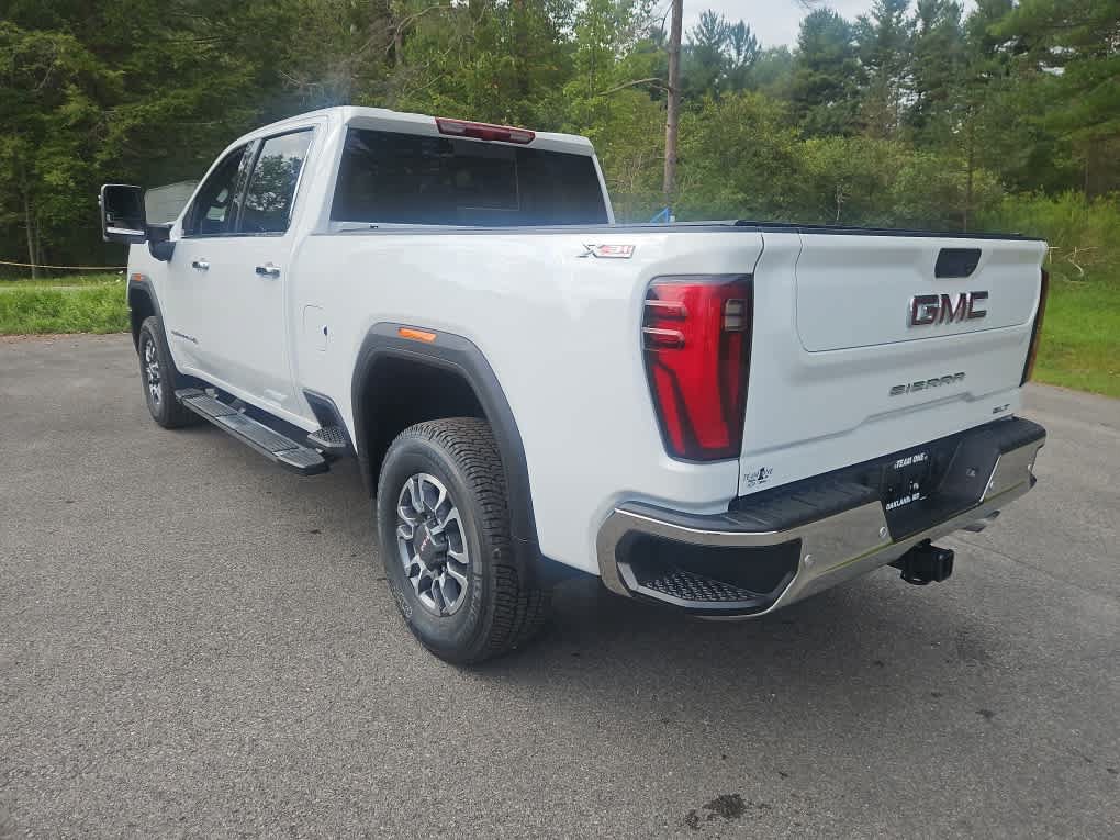 New 2026 GMC Sierra 3500 SLT w/ SLT Convenience Package AWD/4WD image 3
