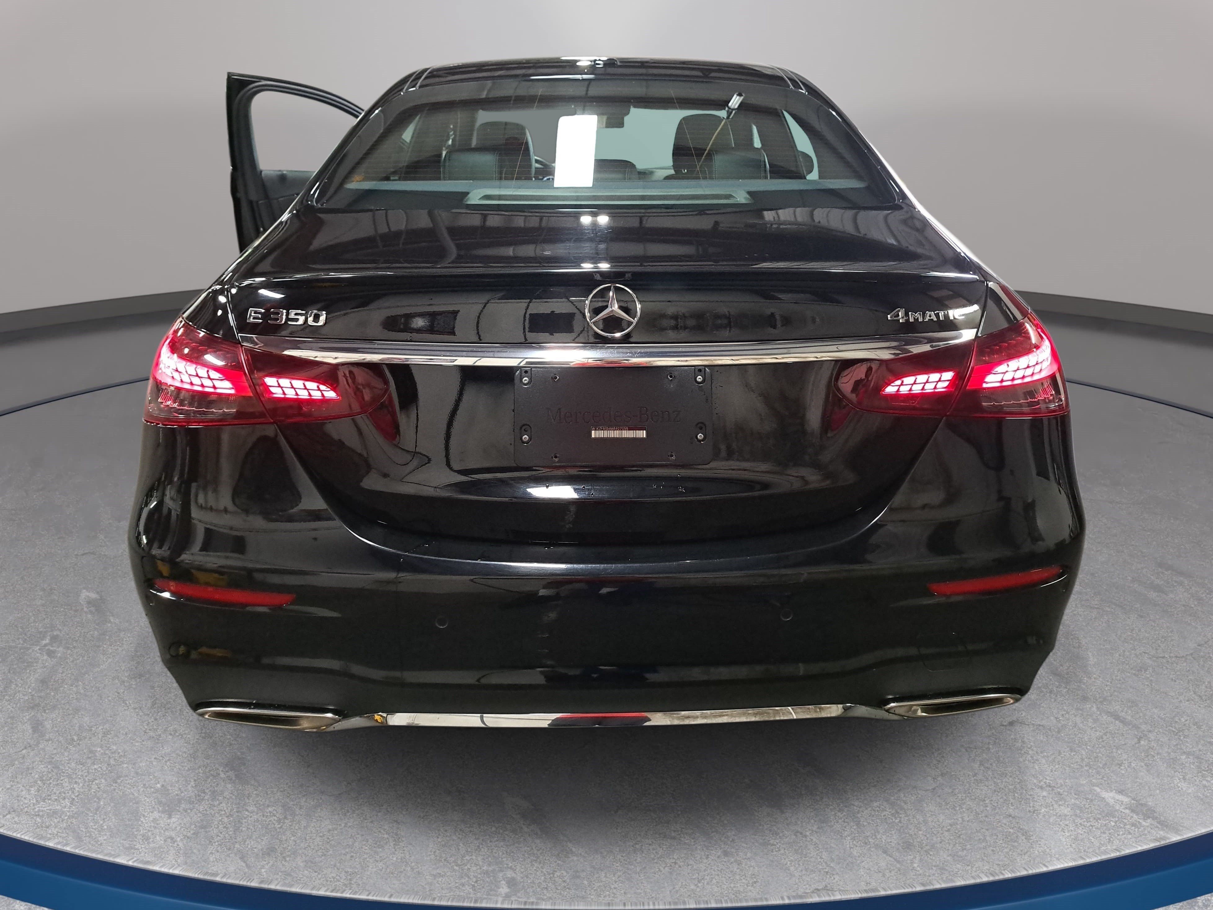Used 2021 Mercedes-Benz E 350 4MATIC Sedan image 6