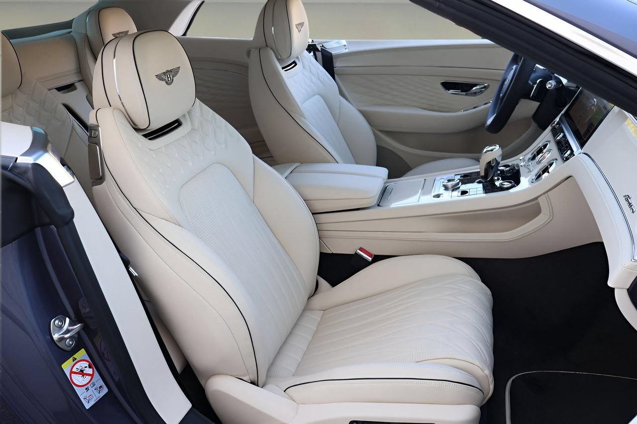 Used 2026 Bentley Continental GTC AWD/4WD image 20