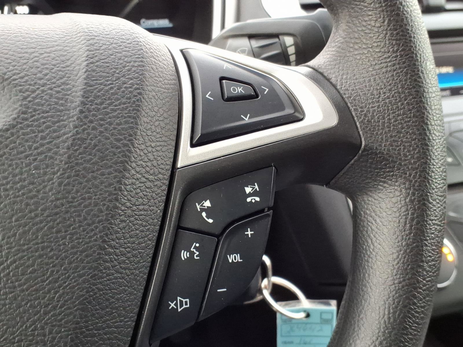 Used 2016 Ford Fusion SE image 14