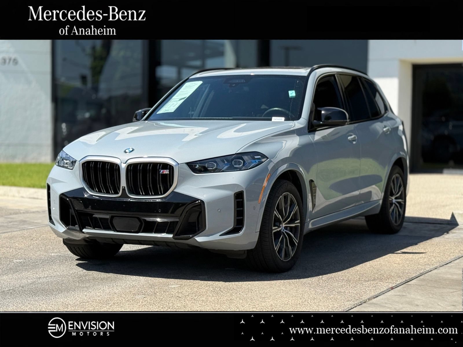 Used 2025 BMW X5 M60i AWD/4WD image 1