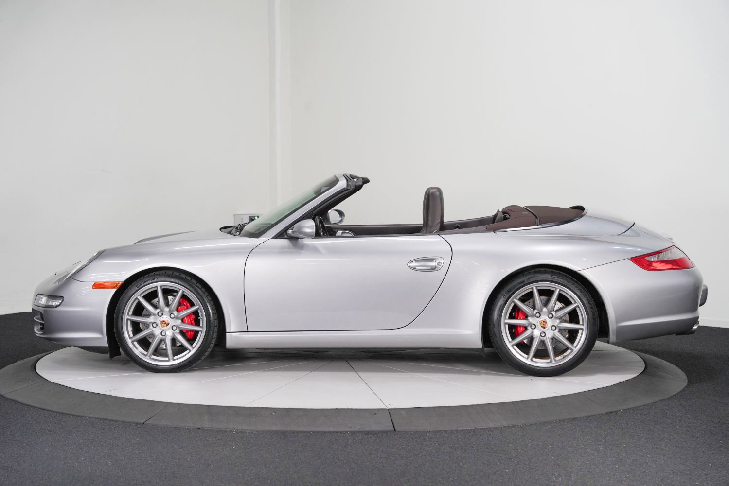 Used 2007 Porsche 911 Carrera S RWD image 6
