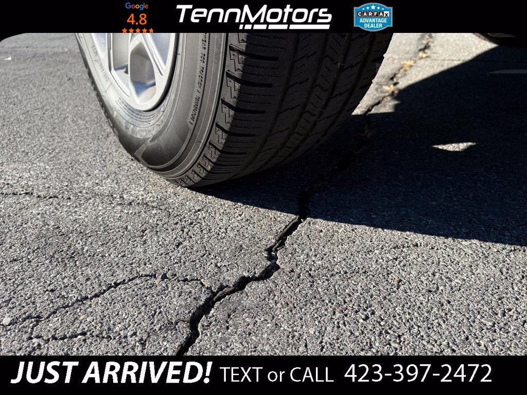 Used 2019 Jeep Cherokee Trailhawk AWD/4WD image 9