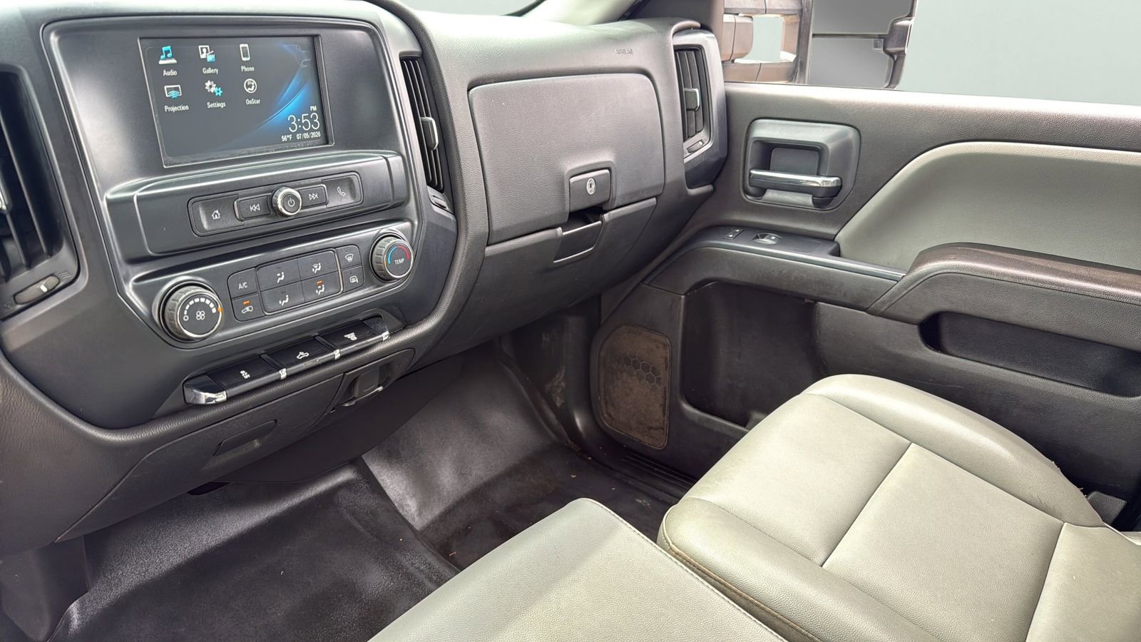 Used 2018 Chevrolet Silverado 2500 W/T w/ WT Convenience Package RWD image 13