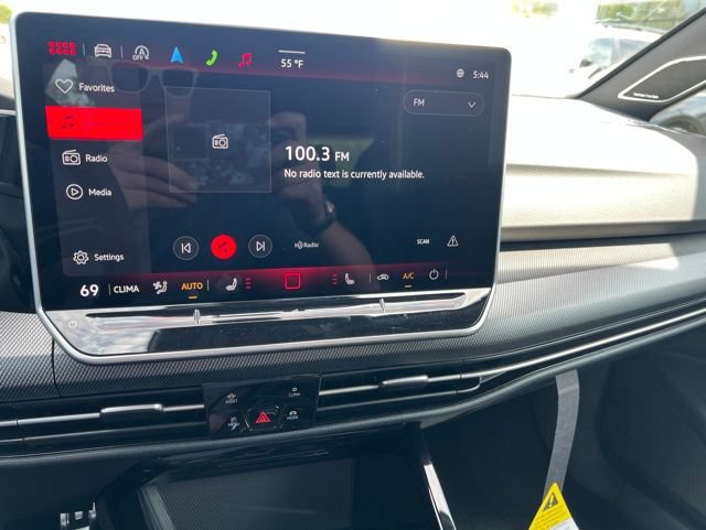New 2026 Volkswagen GTI SE FWD image 15