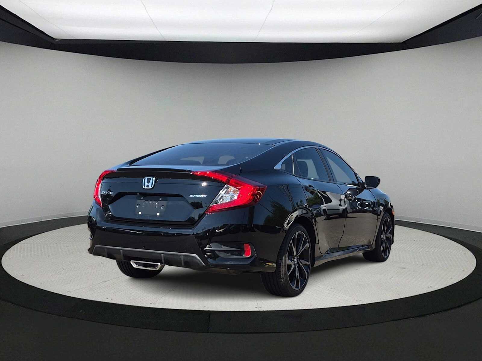 Used 2021 Honda Civic Sport image 8