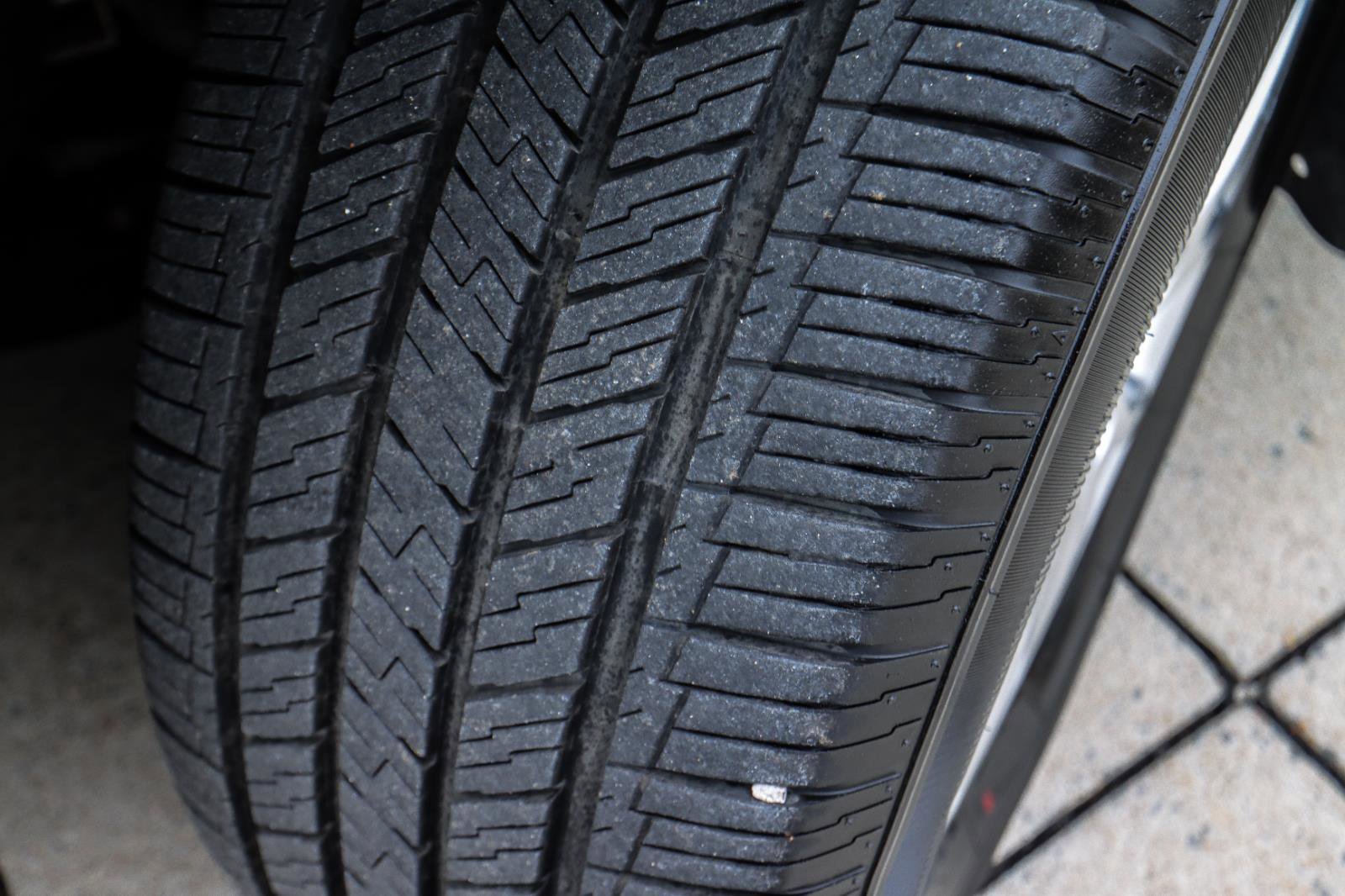 Used 2023 Chrysler Pacifica Touring-L FWD image 23