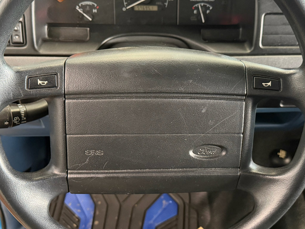 Used 1994 Ford Bronco XL AWD/4WD image 15