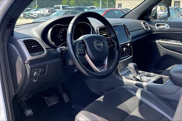 Used 2021 Jeep Grand Cherokee Laredo X AWD/4WD image 14