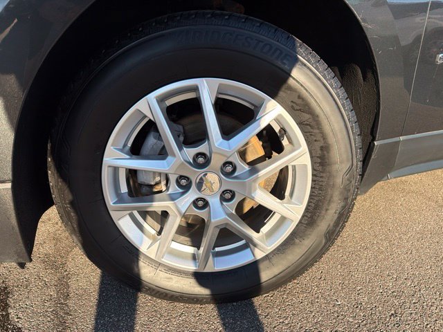 Used 2020 Chevrolet Equinox LS w/ LS Convenience Package AWD/4WD image 9