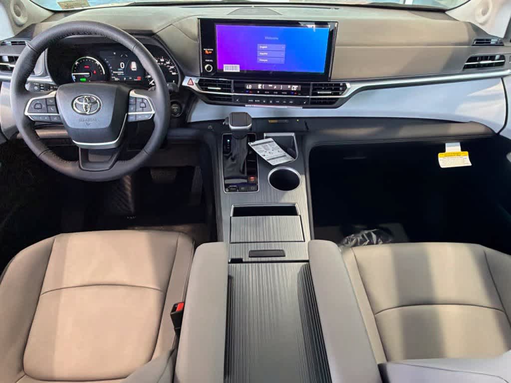 New 2026 Toyota Sienna XLE FWD image 29