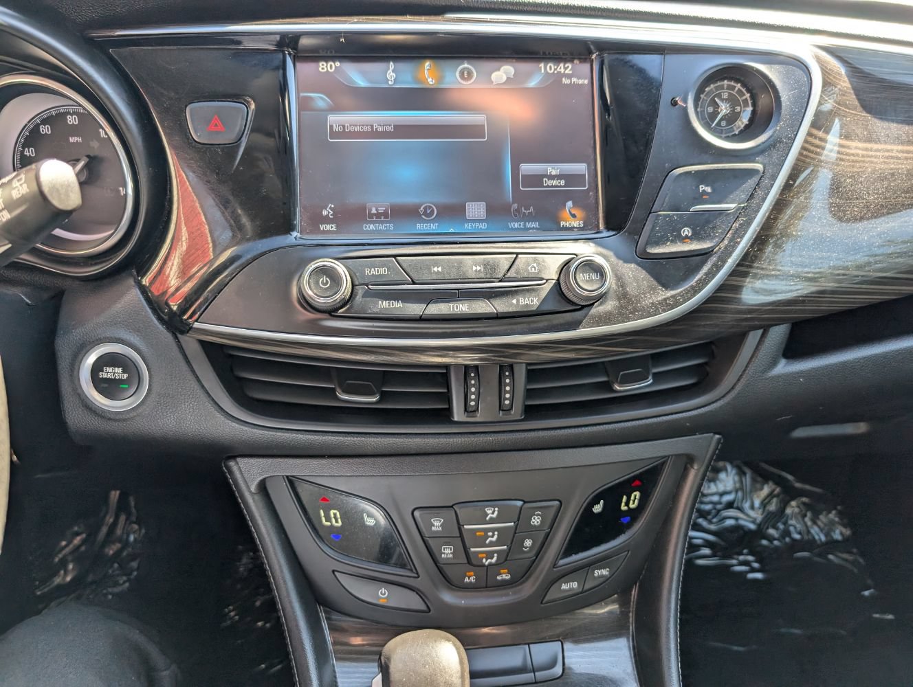 Used 2019 Buick Envision Essence FWD image 22