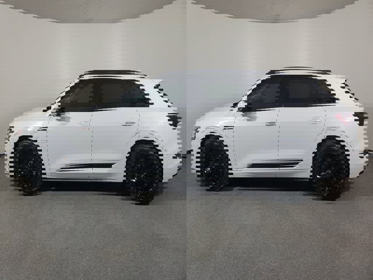 Certified 2021 Audi e-tron Premium Plus w/ Premium Plus Package image 30