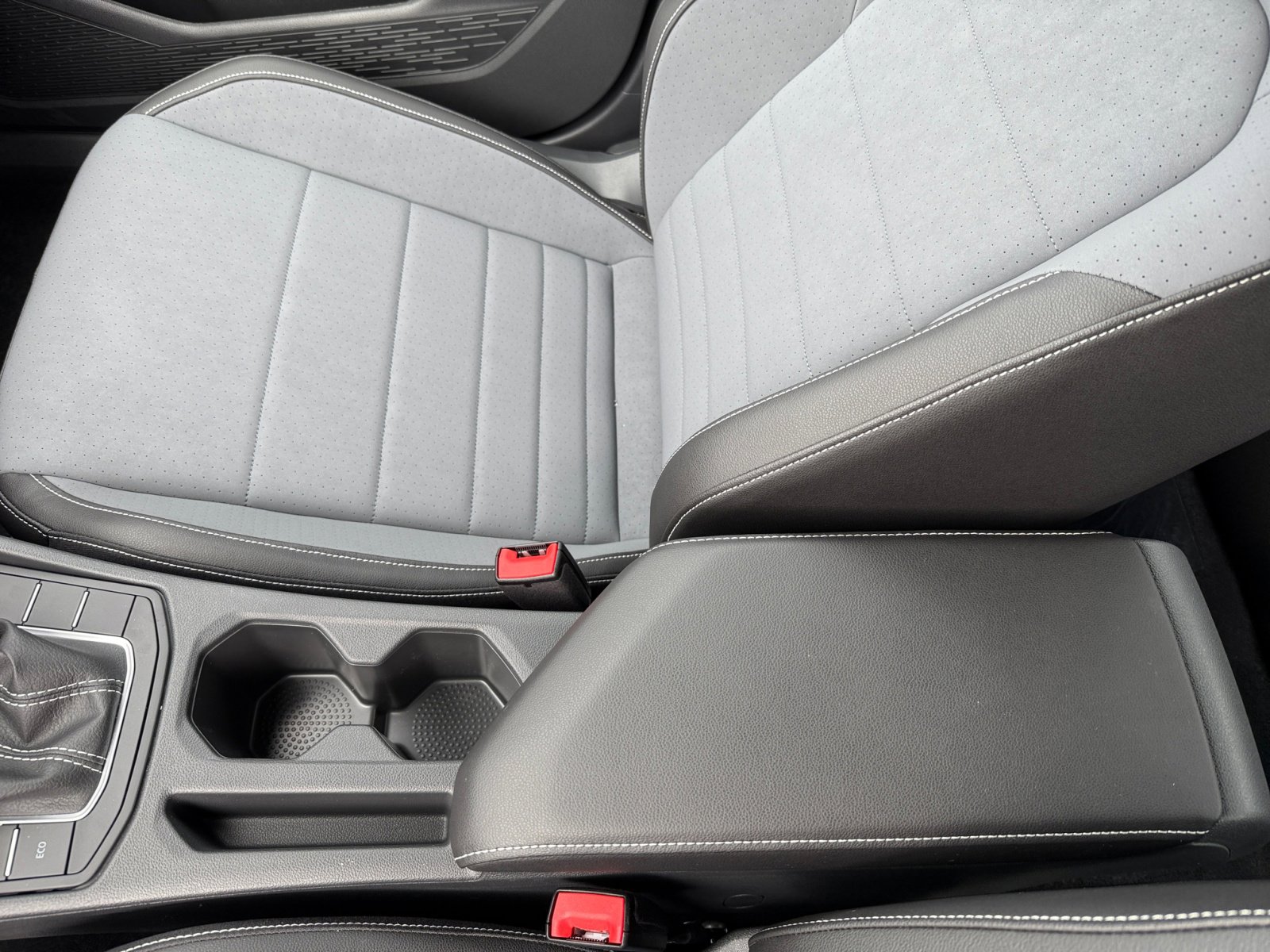 New 2025 Volkswagen Jetta SE image 14