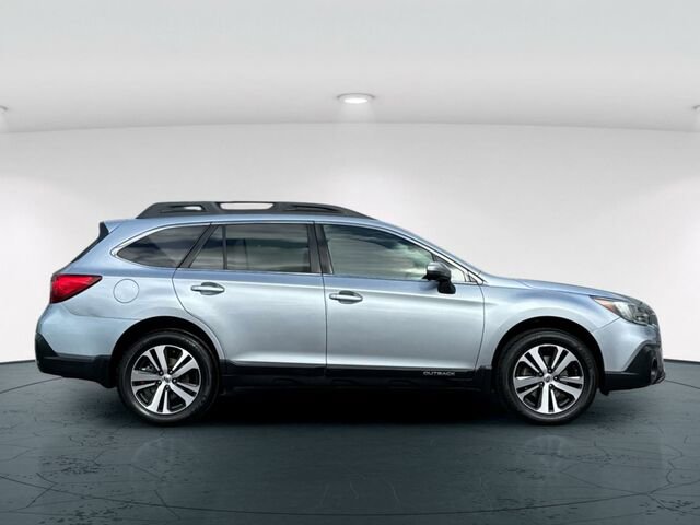 Used 2019 Subaru Outback 2.5i Limited image 7