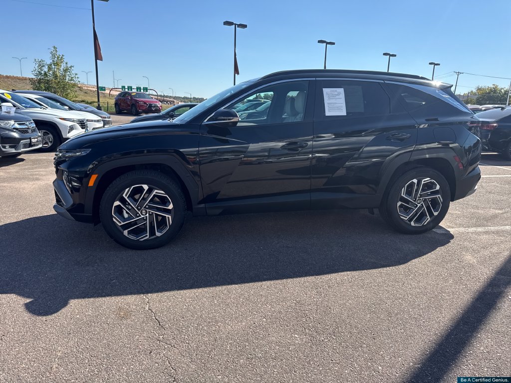 Used 2025 Hyundai Tucson Limited AWD/4WD image 33