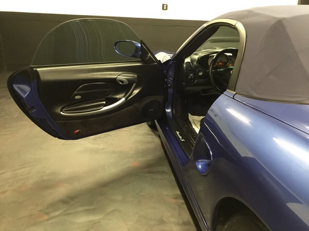 Used 2002 Porsche Boxster S RWD image 33