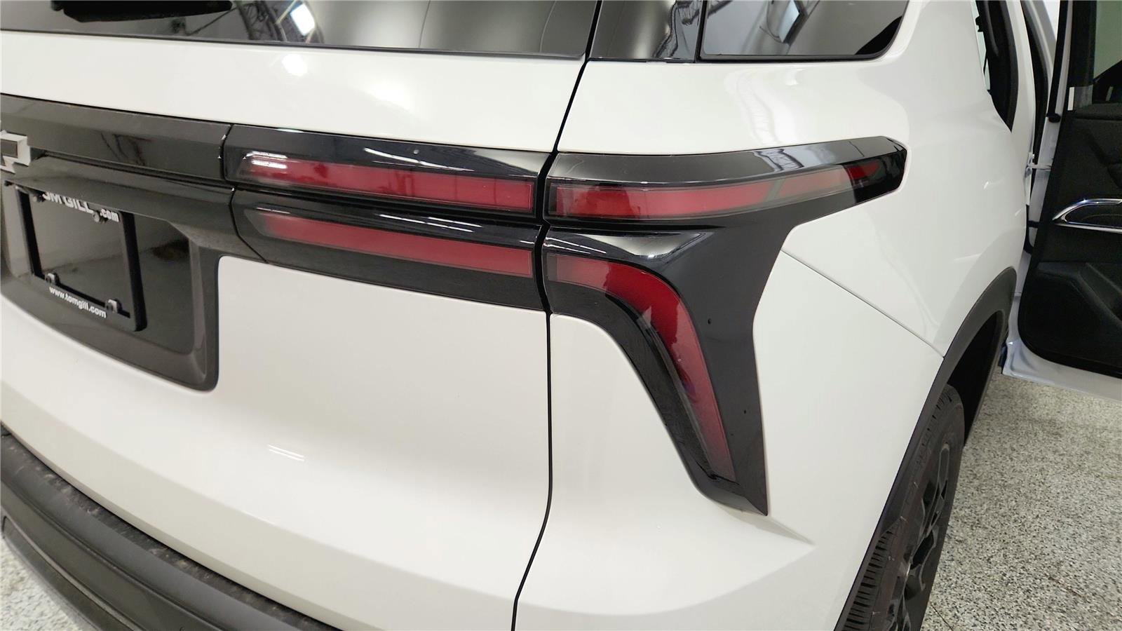 New 2026 Chevrolet Traverse LT w/ Midnight/Sport Edition image 15