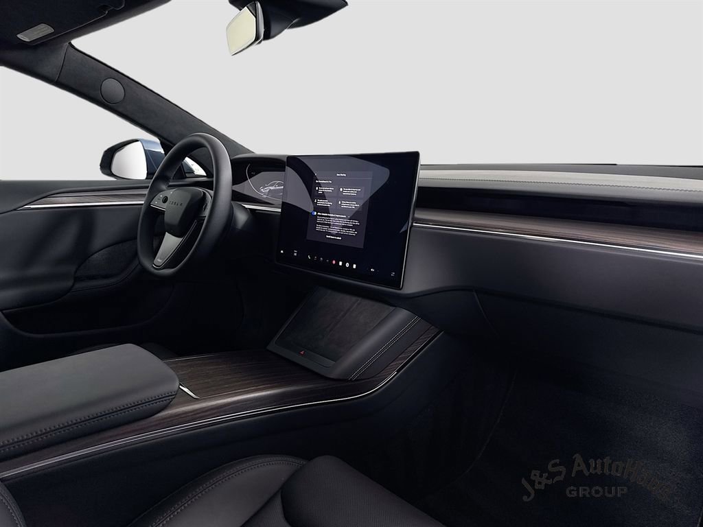 Used 2026 Tesla Model S image 37