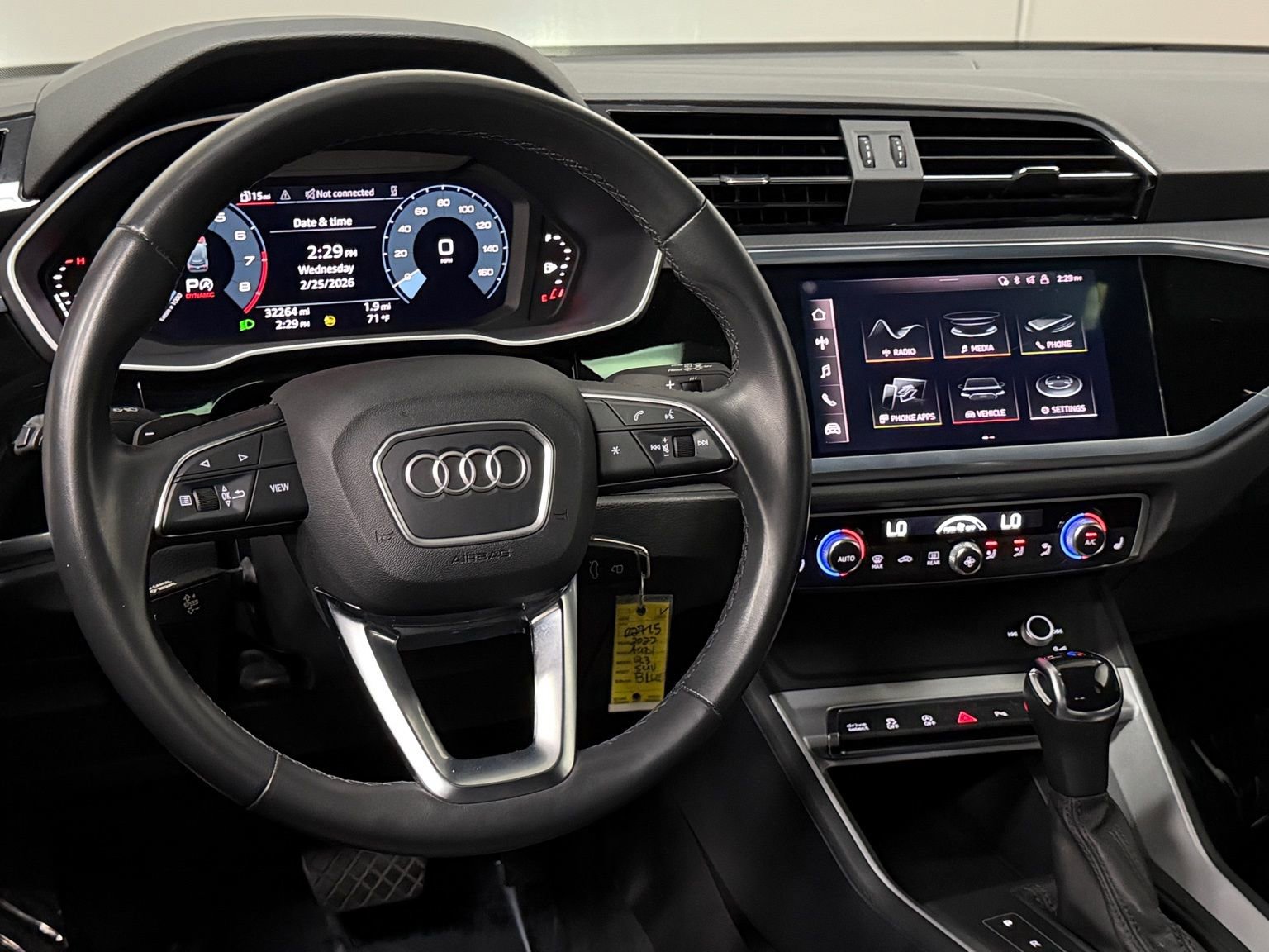 Used 2022 Audi Q3 2.0T Premium image 34