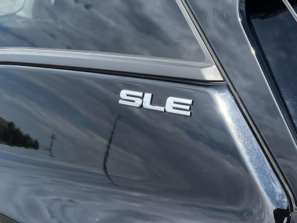 Certified 2021 GMC Terrain SLE w/ LPO, Floor Liner Package AWD/4WD image 12