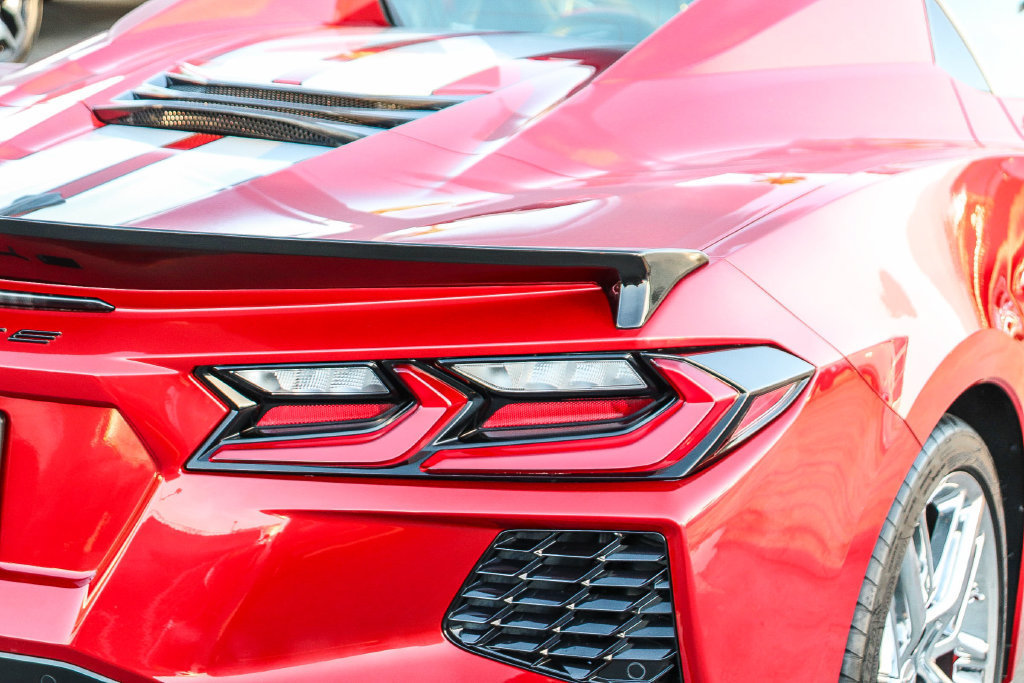 Used 2024 Chevrolet Corvette Stingray Convertible w/ Battery Protection Package RWD image 10