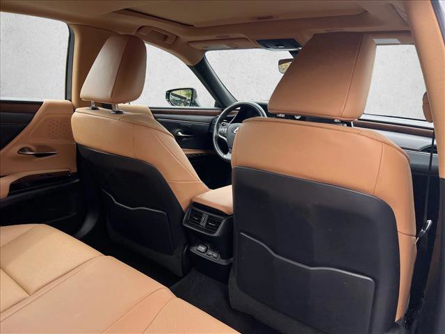 Used 2022 Lexus ES 350 w/ Premium Package image 22