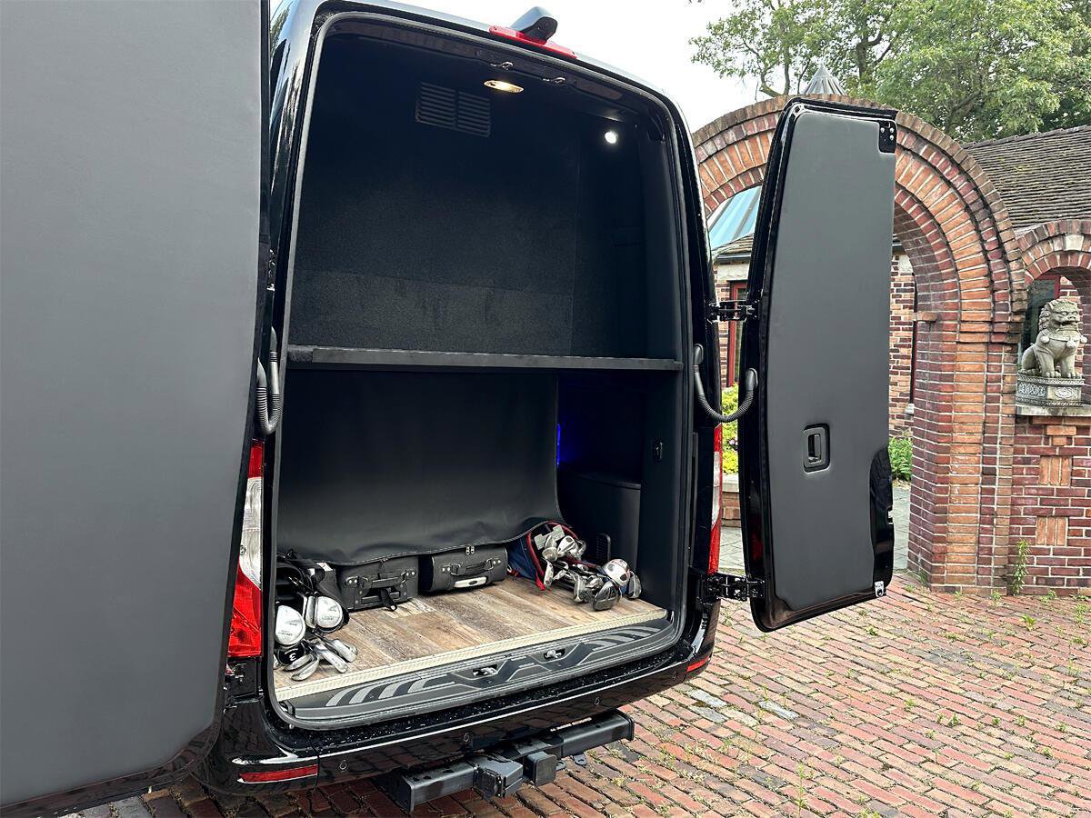 Used 2024 Mercedes-Benz Sprinter 3500 image 27