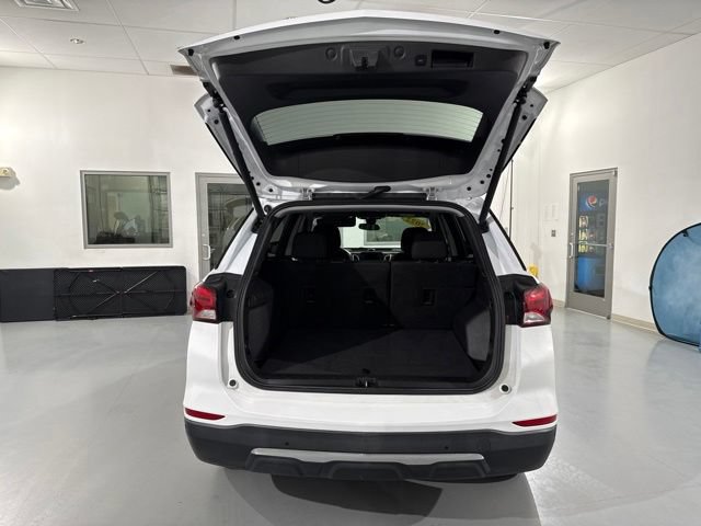 Used 2022 Chevrolet Equinox LT FWD image 11