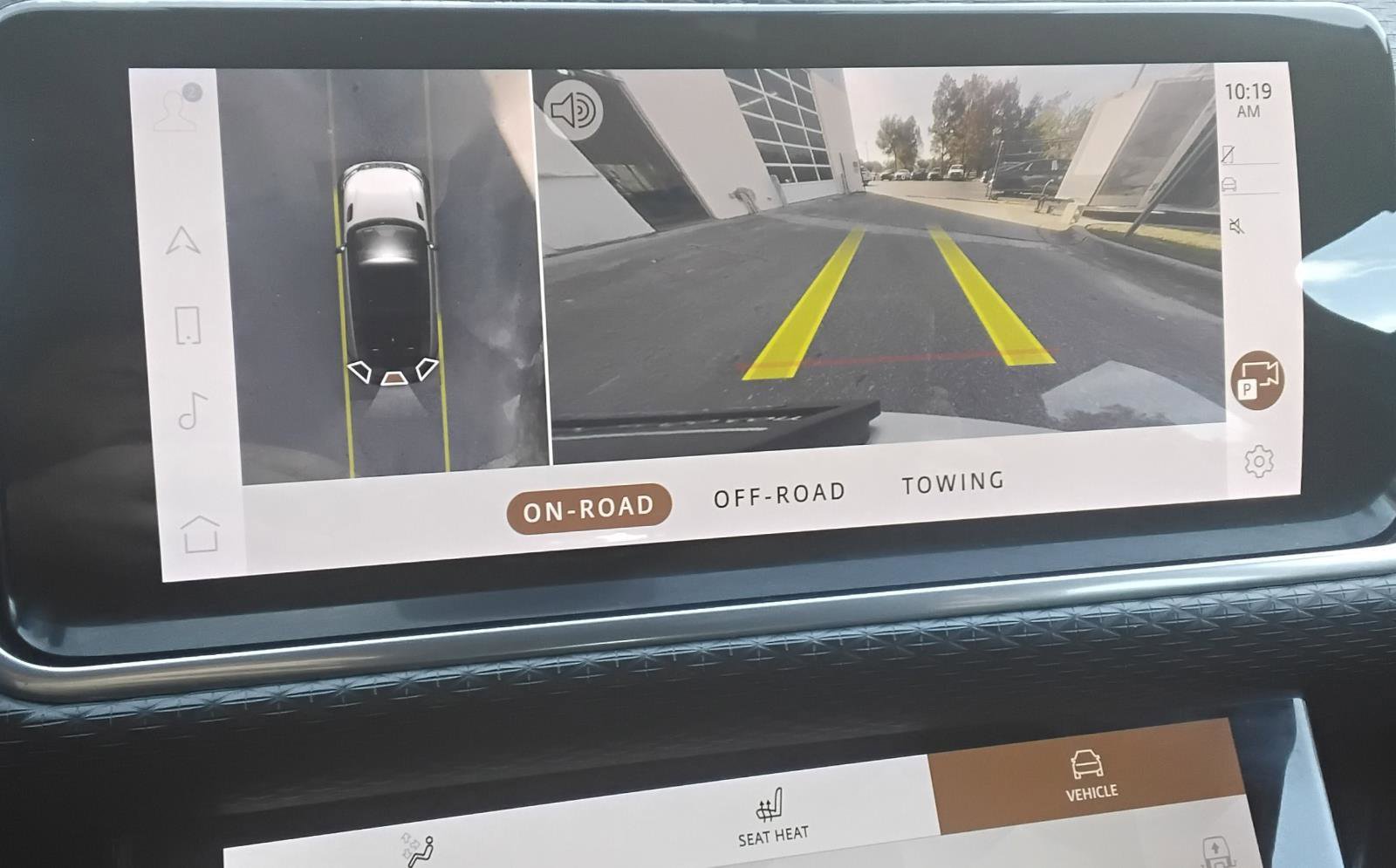 Used 2021 Land Rover Range Rover Velar R-Dynamic S image 28