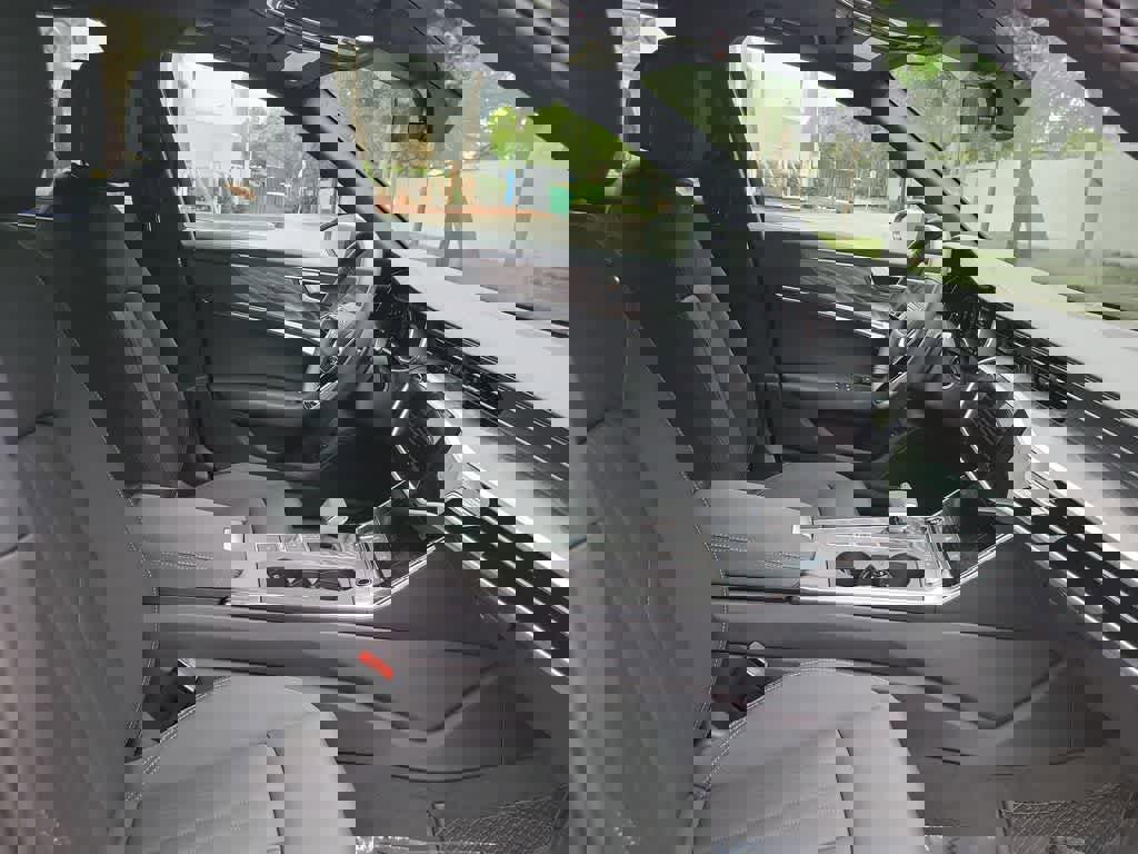 New 2025 Audi A6 Premium image 22