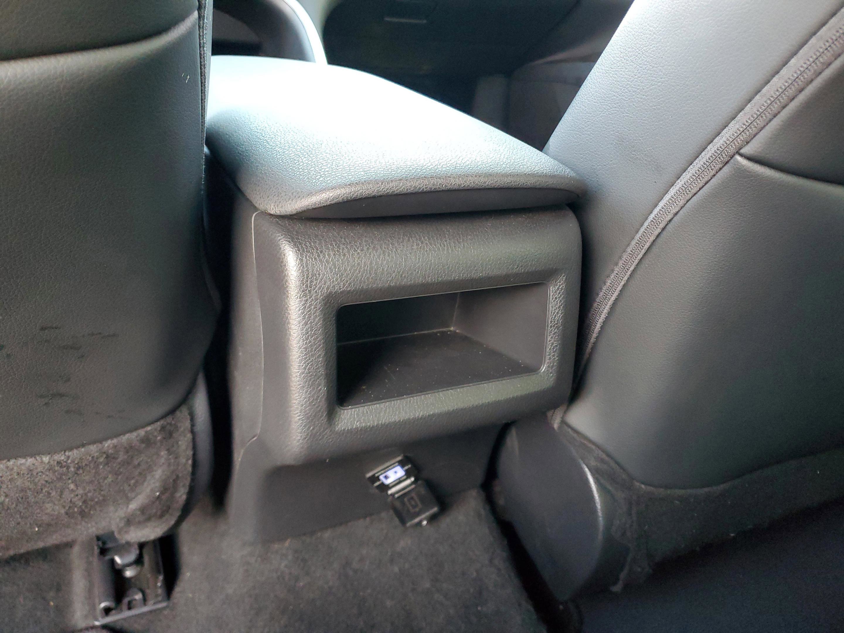 Used 2024 Toyota Camry SE image 17