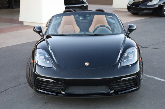 Used 2018 Porsche 718 Boxster S image 8