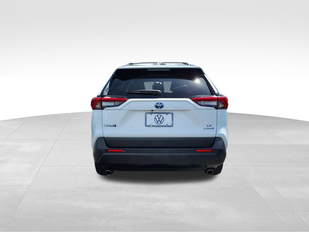 Used 2020 Toyota RAV4 LE w/ All Weather Liner Package AWD/4WD image 5
