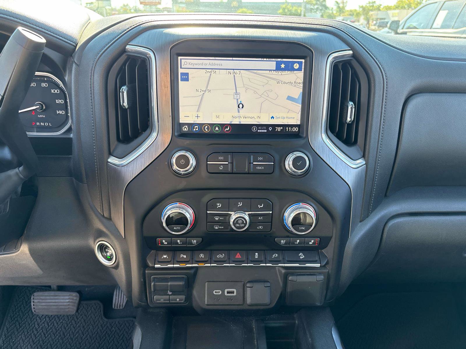 Used 2021 GMC Sierra 1500 Denali w/ Technology Package image 12