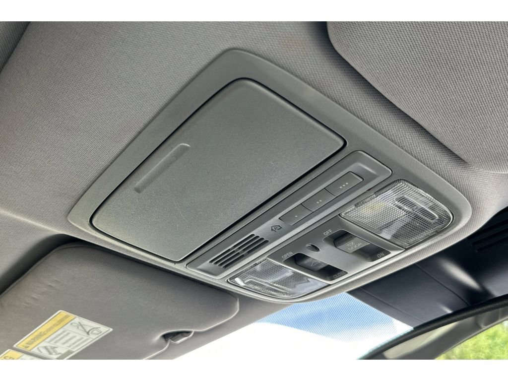 Used 2022 Honda CR-V Touring image 24