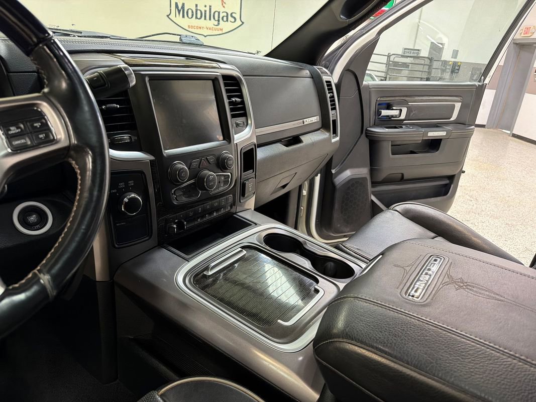 Used 2017 RAM 3500 Laramie Longhorn AWD/4WD image 29