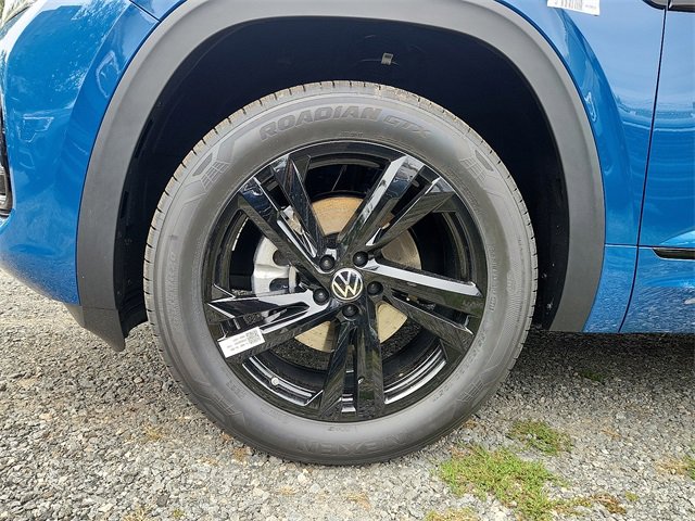New 2026 Volkswagen Atlas Cross Sport SEL R-Line image 7