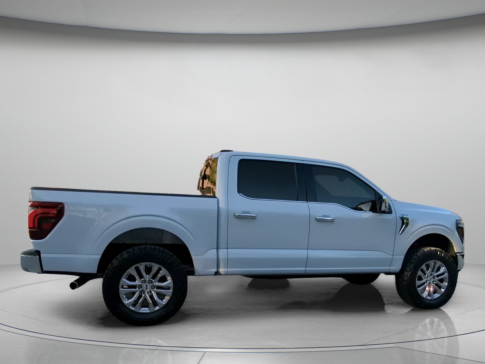 Certified 2025 Ford F150 Lariat w/ Equipment Group 501A Mid AWD/4WD image 31