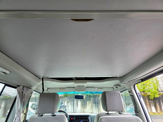 Used 2002 Volkswagen Eurovan MV FWD image 36