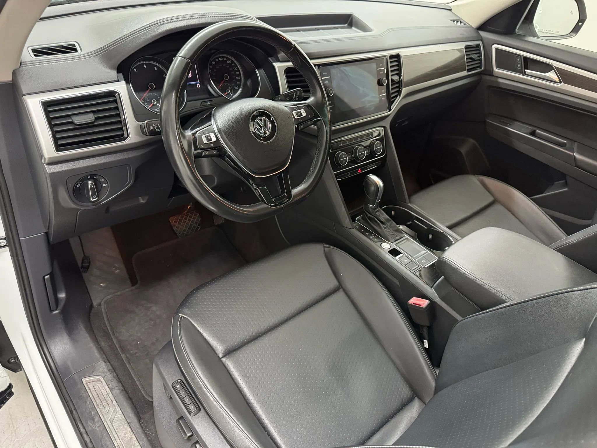 Used 2018 Volkswagen Atlas SEL image 8