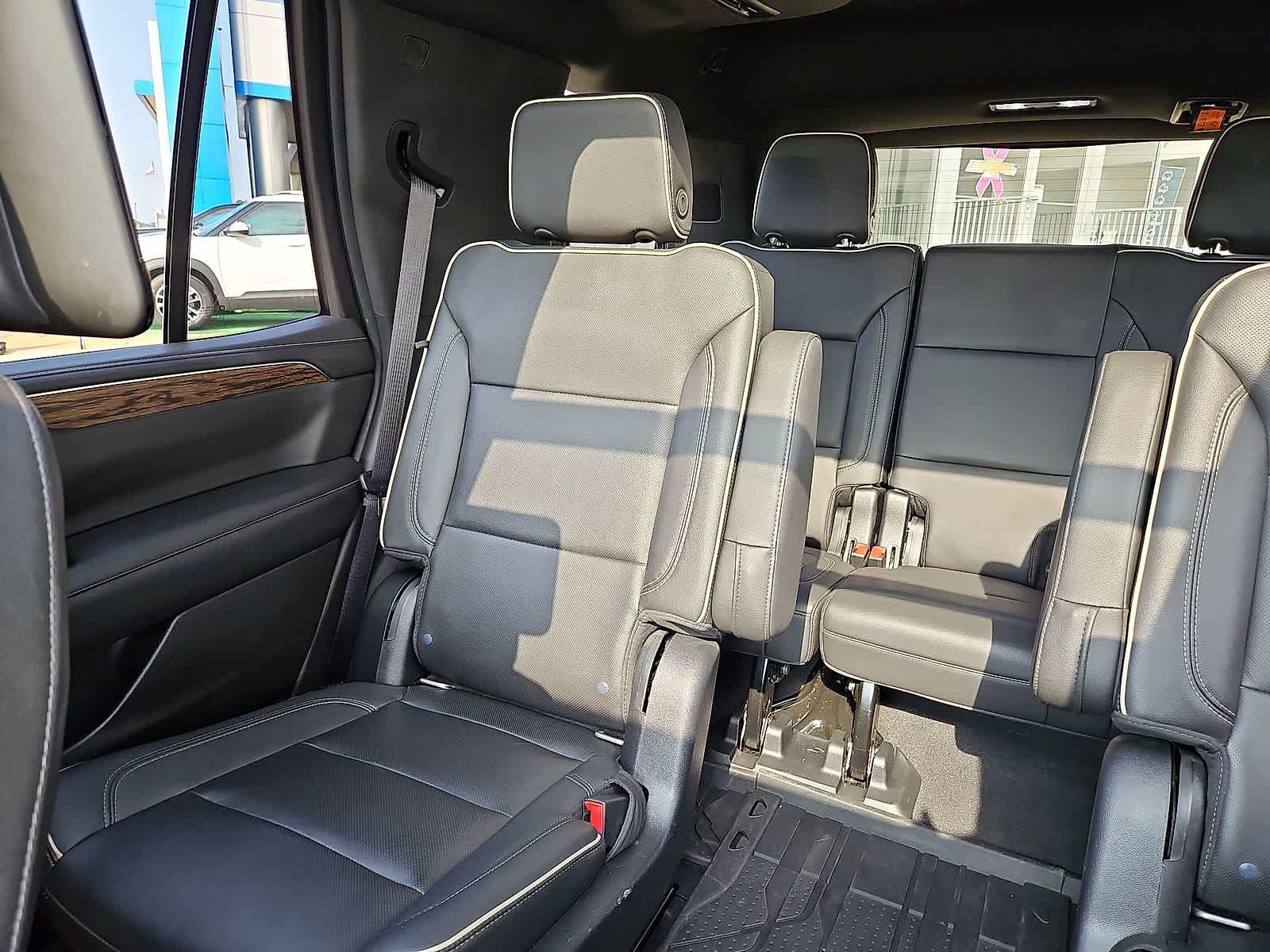 Certified 2021 Chevrolet Tahoe Premier w/ Premium Package AWD/4WD image 13