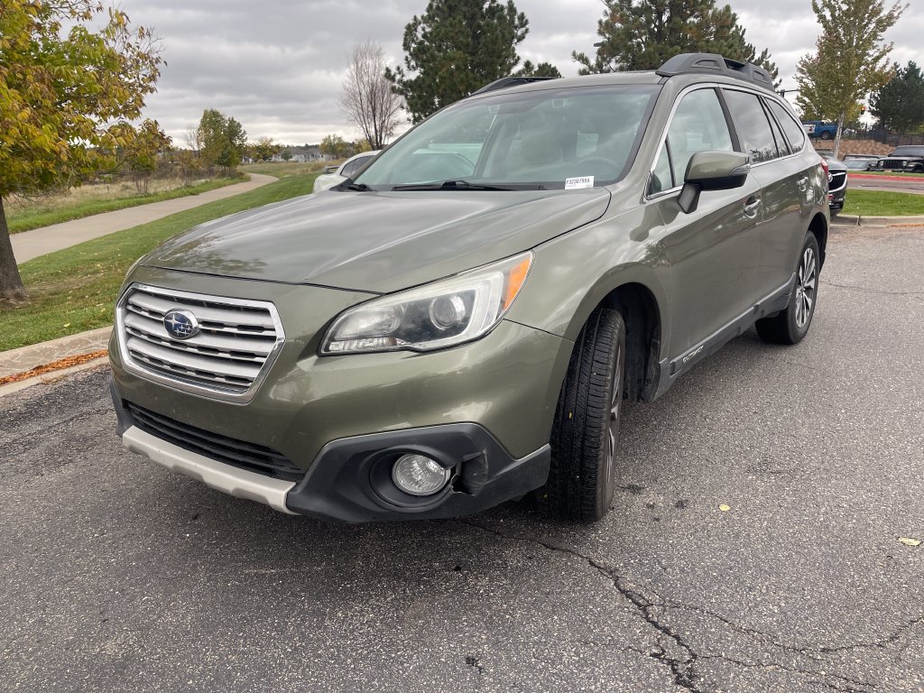 Used 2015 Subaru Outback 2.5i Limited AWD/4WD image 2