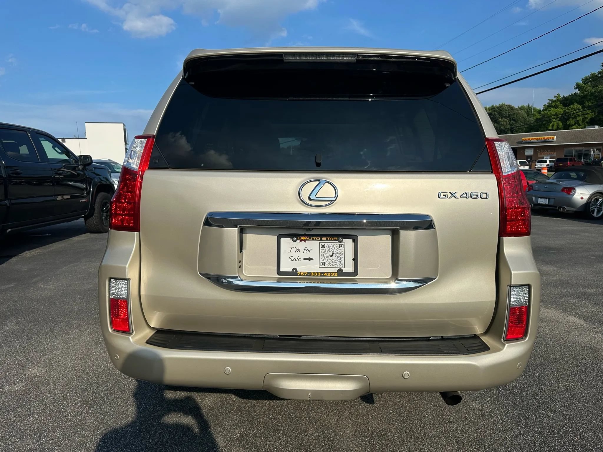 Used 2011 Lexus GX 460 w/ Comfort Plus Pkg AWD/4WD image 4