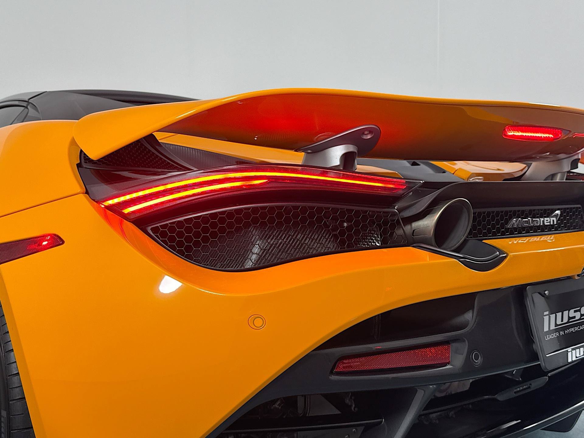 Used 2022 McLaren 720S Spider RWD image 51