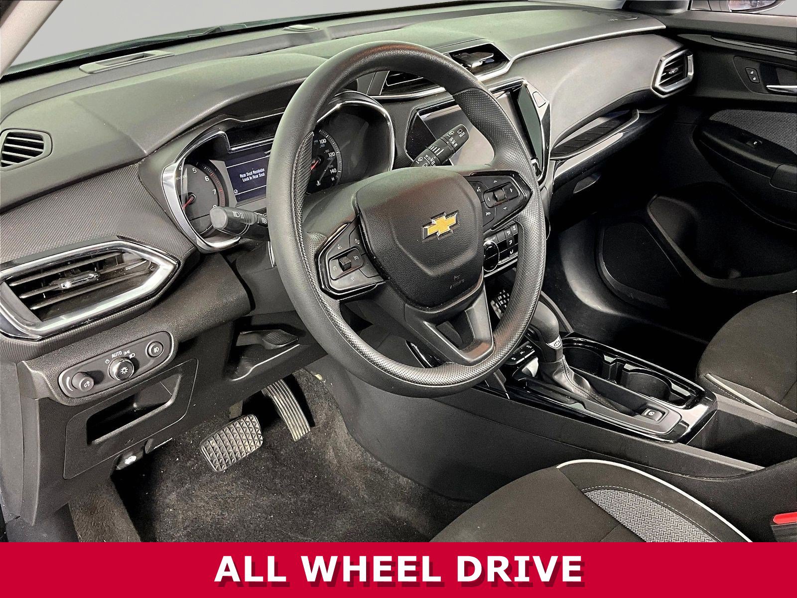 Used 2023 Chevrolet TrailBlazer LT w/ Convenience Package AWD/4WD image 15