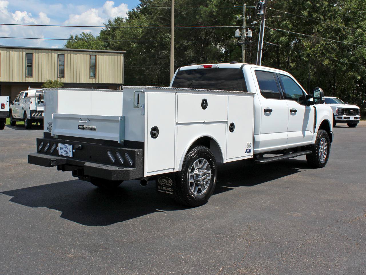 Used 2025 Ford F350 XLT AWD/4WD image 13